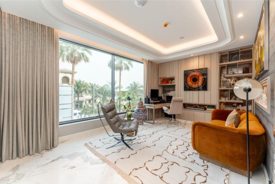 Luxury villa on Palm Jumeirah-15