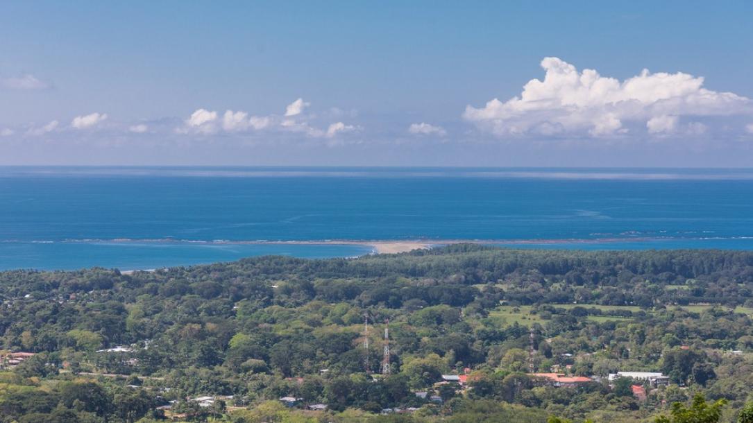 Private Luxury Villa with Whale Tail Ocean View Close to Downtown Uvita-5